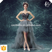 Dernières Design Organza Sweetheart Lace Front Short Back Long avec fourrure Gris Robe de soirée Sexy Evening Party Gown